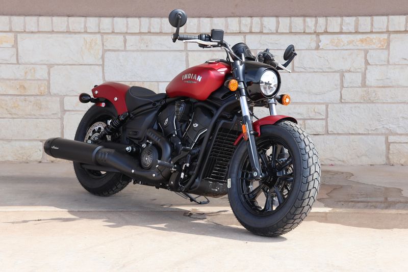2025 INDIAN MOTORCYCLE SCOUT BOBBER LIMITED SUNSET RED SMOKE 