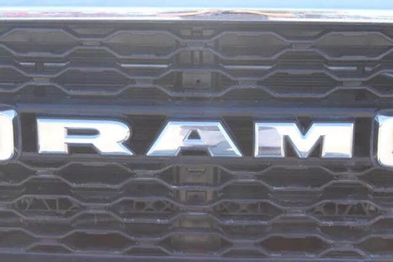 2023 RAM 2500 Tradesman Crew Cab 4x2 Long BoxImage 8