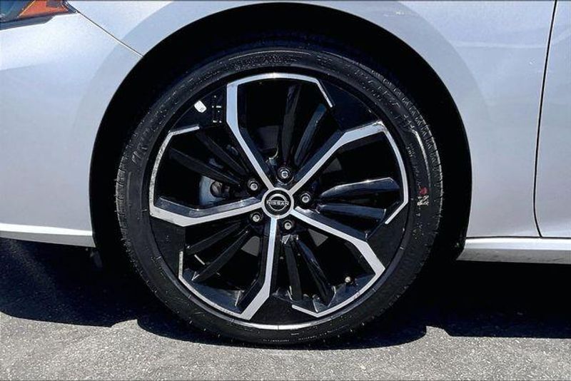 Used 2024 Nissan Altima 2.5 SRImage 8