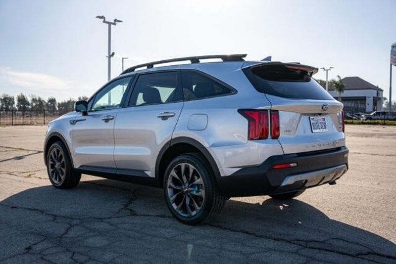 Used 2021 Kia Sorento SX Prestige X-LineImage 5