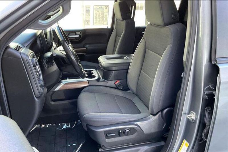 Used 2020 Chevrolet Silverado 1500 RSTImage 24