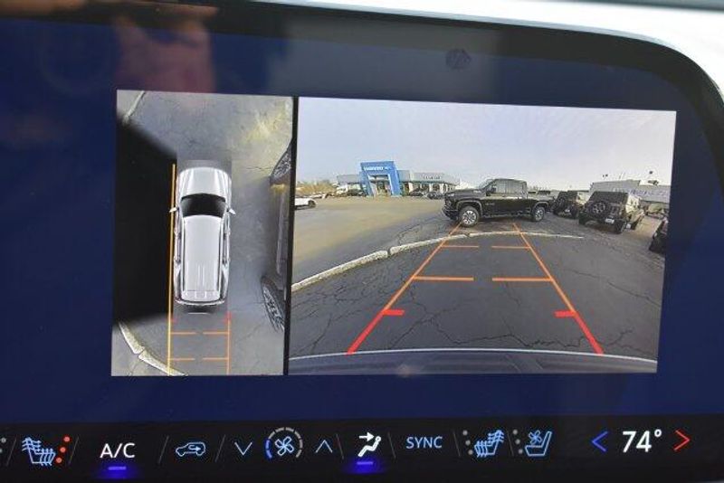 New 2026 Chevrolet Tahoe High CountryImage 37