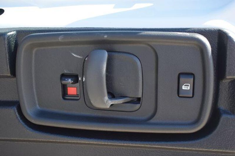 New 2025 Chevrolet Express 3500 Work VanImage 16