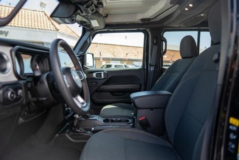 Used 2024 Jeep Wrangler SaharaImage 11