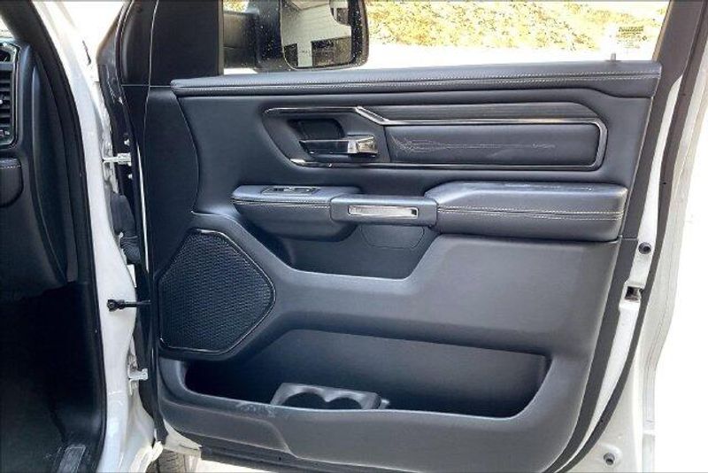 Used 2024 RAM 1500 LimitedImage 23