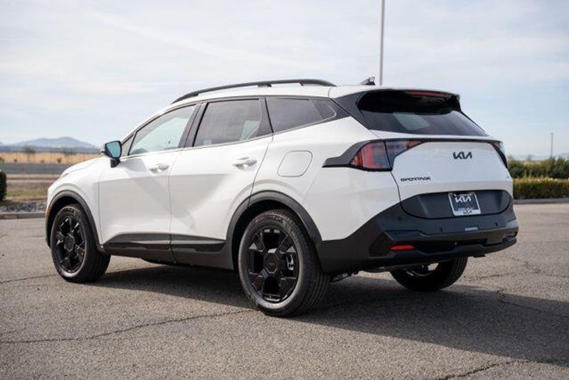 New 2026 Kia Sportage Plug-In Hybrid X-LineImage 5