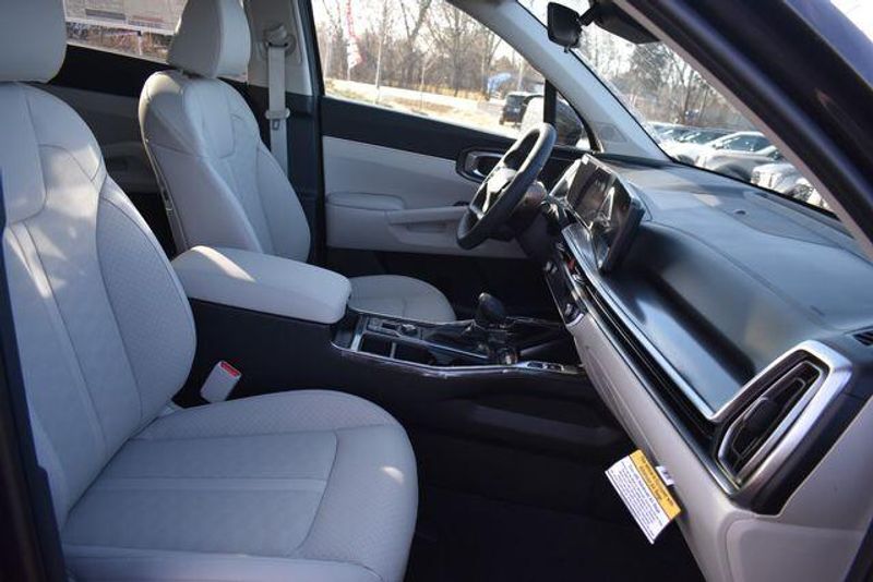 New 2026 Kia Sorento SImage 13