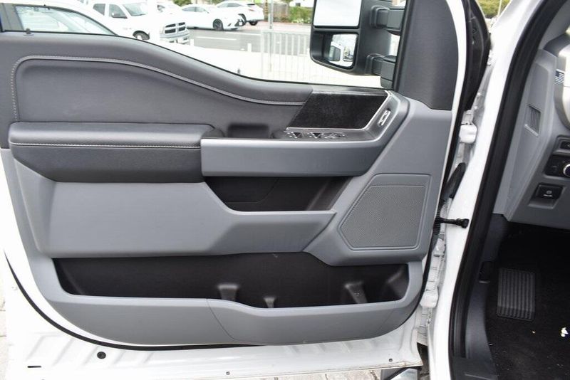 2022 Ford F-150 XLTImage 15