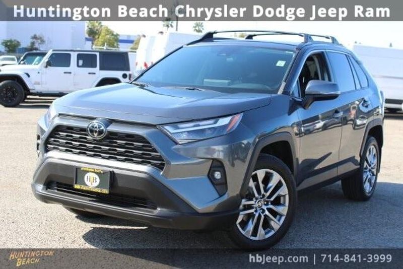 2023 Toyota RAV4 XLE PremiumImage 9