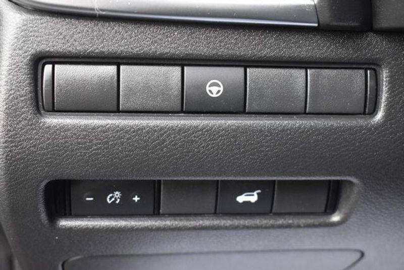 Used 2021 Nissan Rogue SVImage 24