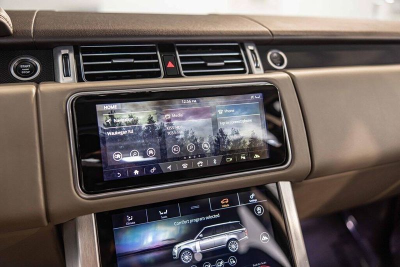 2020 Land Rover Range Rover SuperCharged photo 26