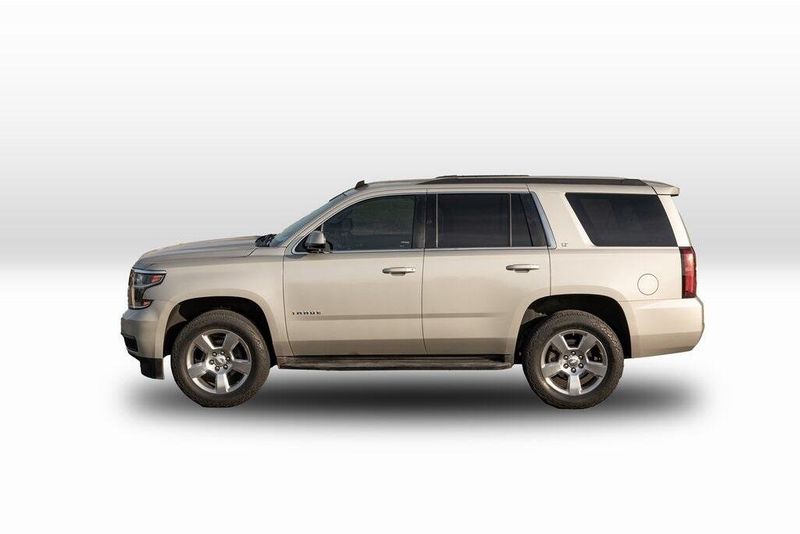 2015 Chevrolet Tahoe LTImage 2