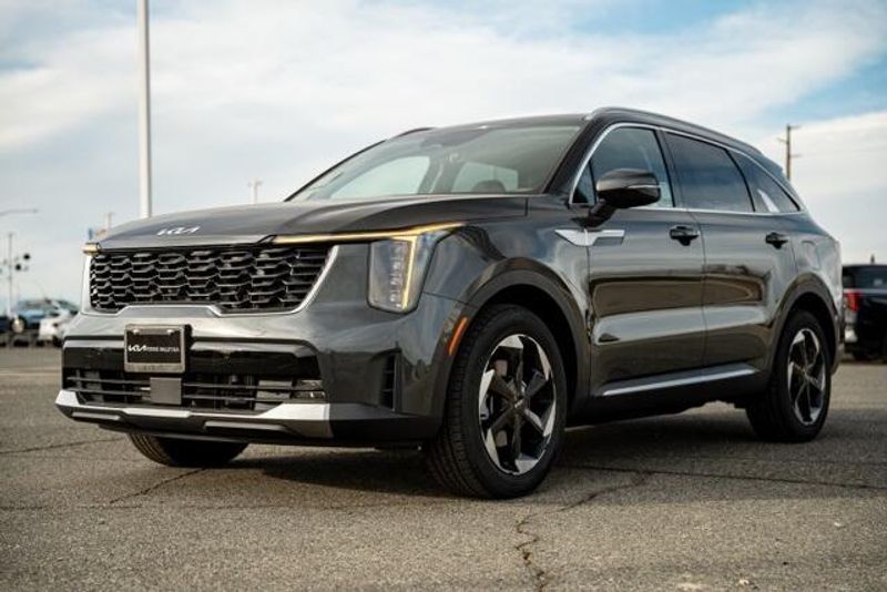 New 2026 Kia Sorento Hybrid EXImage 3