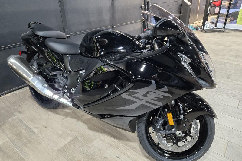 2025 SUZUKI HAYABUSA 1340 GLASS SPARK BLACK 