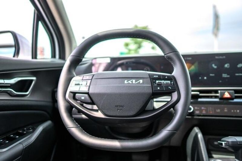 2026 Kia Sportage EXImage 17