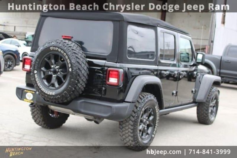 2021 Jeep Wrangler Unlimited WillysImage 5
