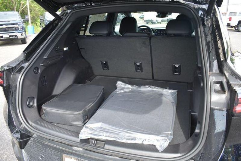 New 2026 Chevrolet Equinox EV LTImage 17
