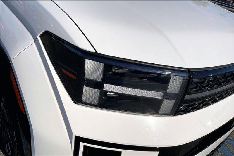 Used 2024 Hyundai Santa Fe CalligraphyImage 27