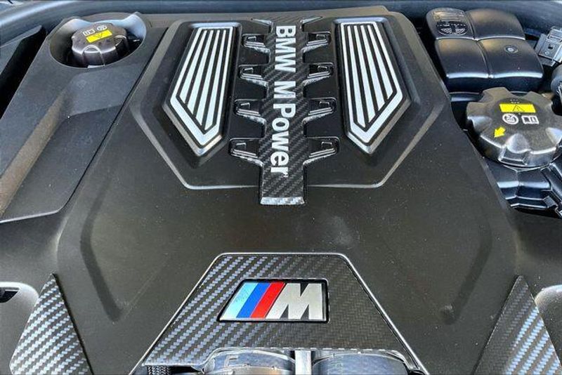 Used 2022 BMW M8 Cabriolet CompetitionImage 32