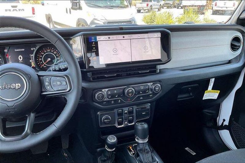 New 2026 Jeep Wrangler 4-door Sport SImage 5