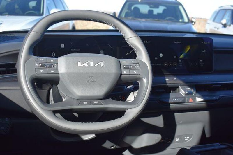 New 2026 Kia EV9 LandImage 23