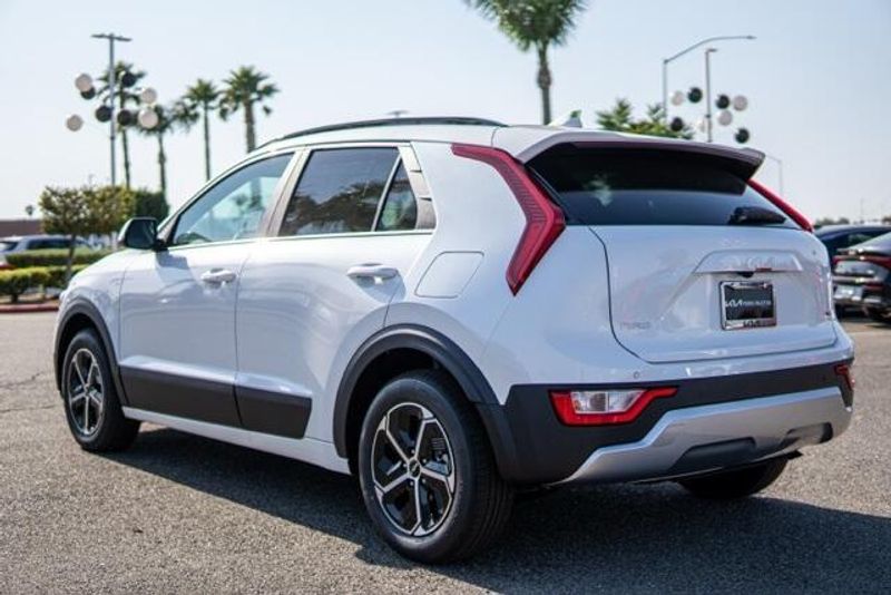 2025 Kia Niro EXImage 5