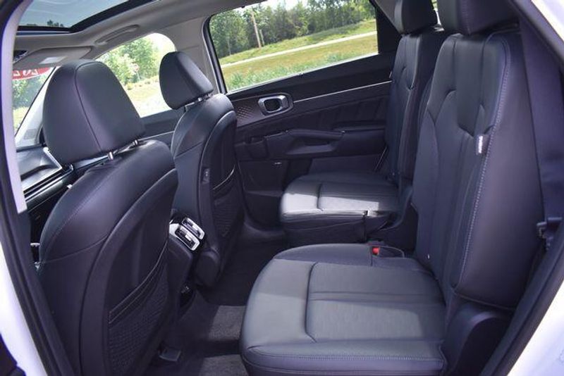 New 2026 Kia Sorento SXImage 21