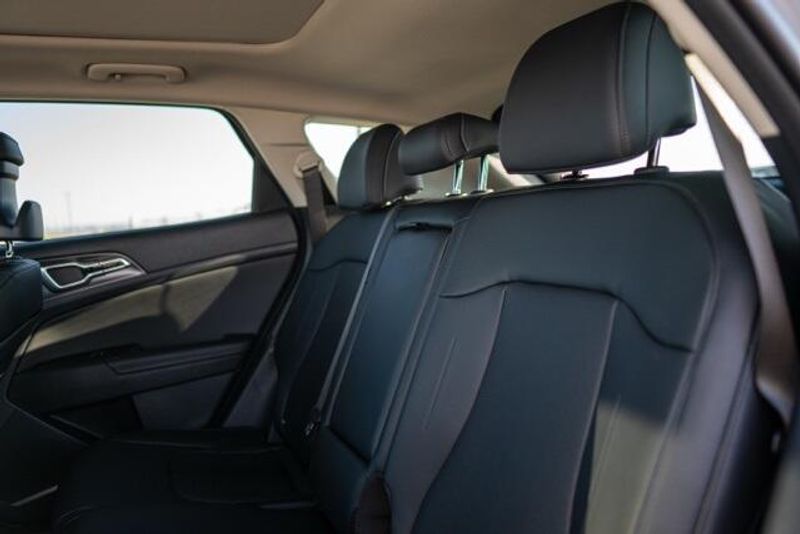 2026 Kia Sportage EXImage 14