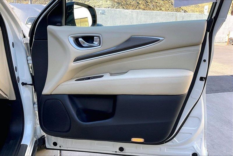 Used 2020 INFINITI QX60 LuxeImage 22