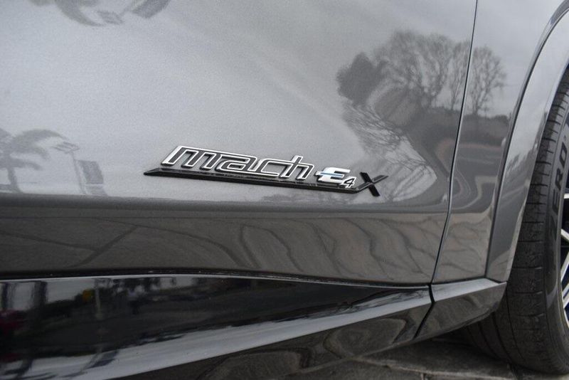 Used 2023 Ford Mustang Mach-E GTImage 5