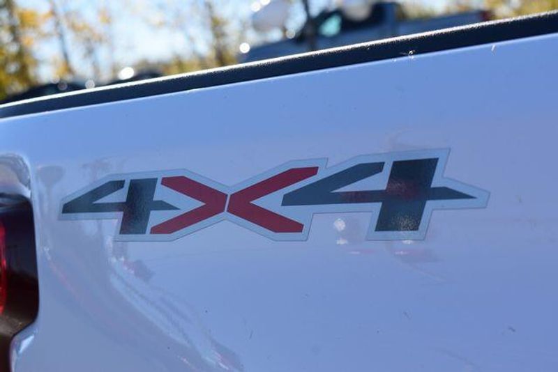 New 2025 Chevrolet Silverado 2500HD LTImage 18