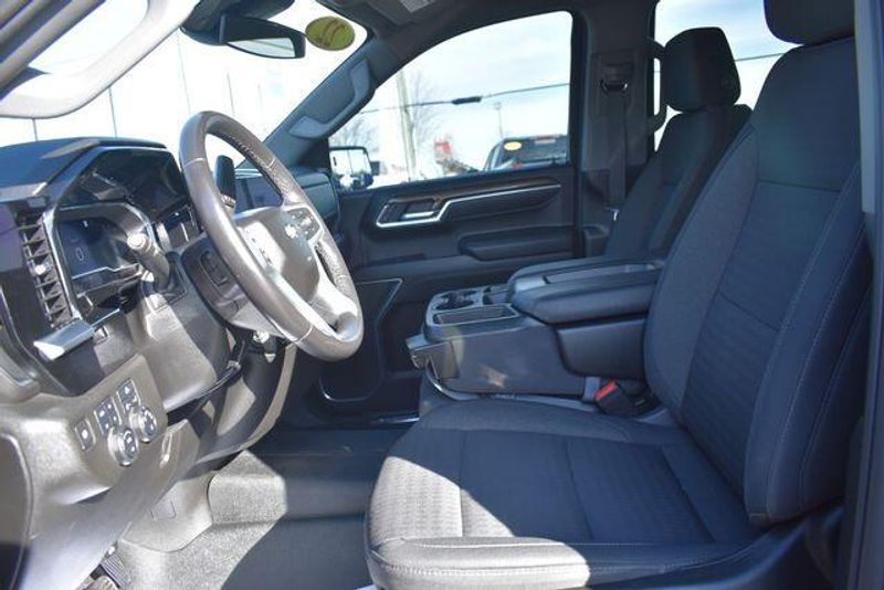 Used 2022 Chevrolet Silverado 1500 LTImage 22