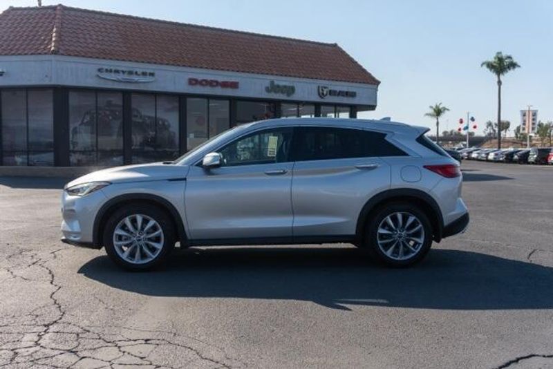 Used 2019 INFINITI QX50 LuxeImage 4