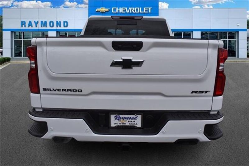 2025 Chevrolet Silverado 1500 RSTImage 4