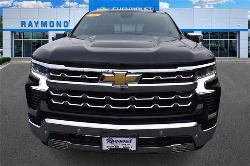 2025 Chevrolet Silverado 1500 LTZImage 10