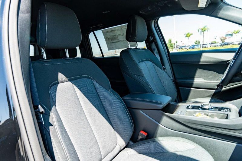 New 2026 Jeep Cherokee LaredoImage 21