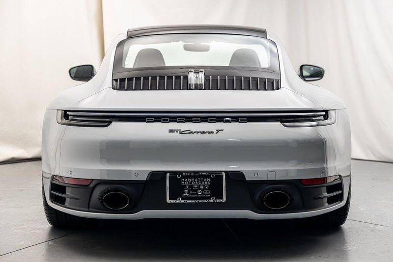 2024 Porsche 911 Image 4