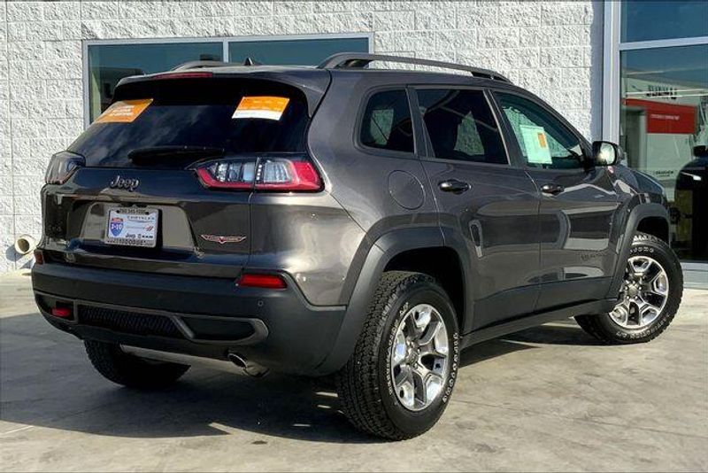 Used 2019 Jeep Cherokee TrailhawkImage 13