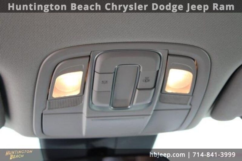 2020 Hyundai Santa Fe SEImage 15