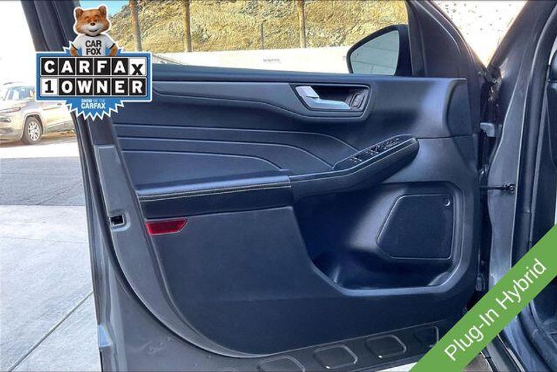 Used 2025 Ford Escape BaseImage 22