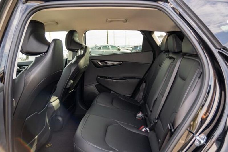 New 2025 Kia EV6 WindImage 18