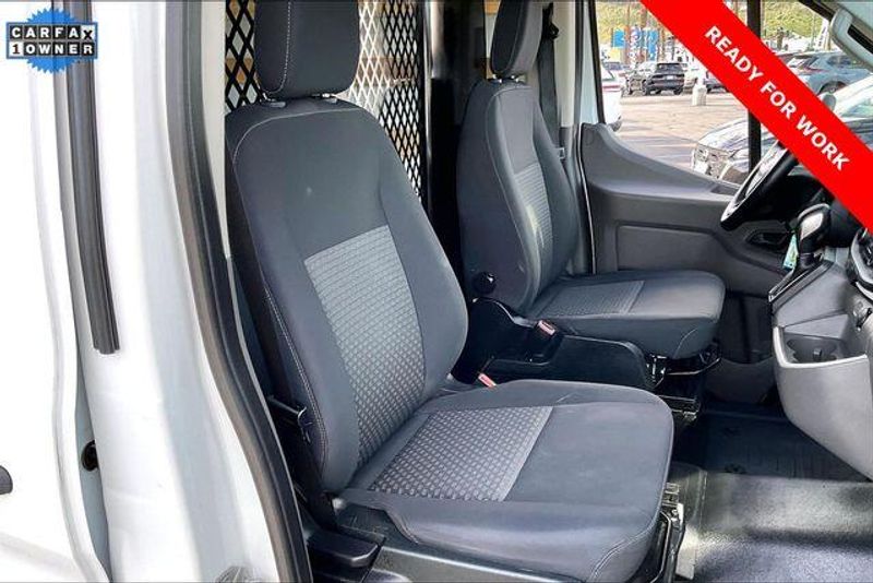 Used 2024 Ford Transit-250 Cargo Van BaseImage 5