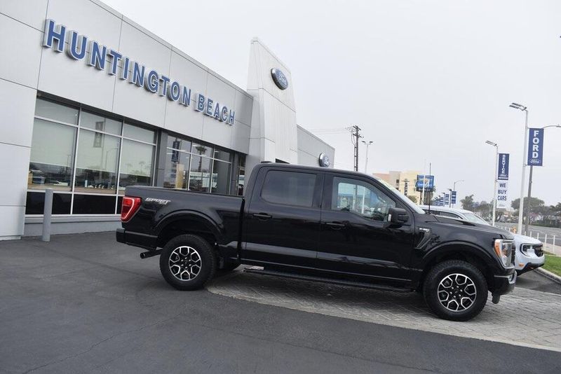 2021 Ford F-150 XLTImage 3
