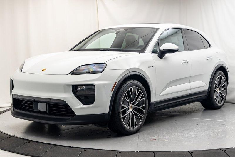 2024 Porsche Macan Electric 4Image 1