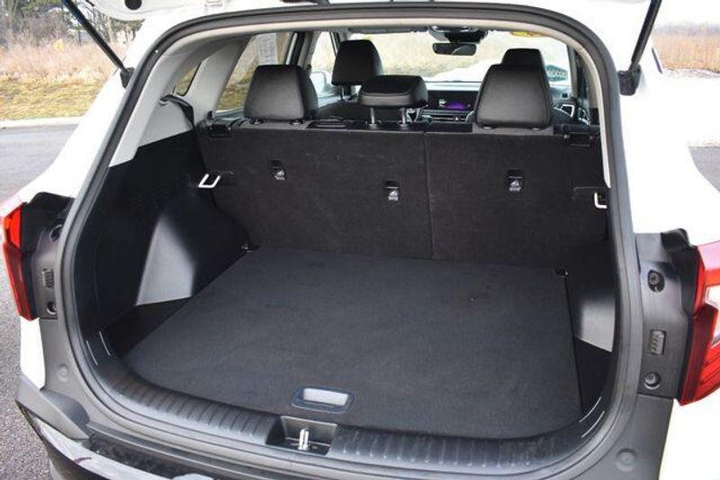 Used 2024 Kia Seltos SImage 16