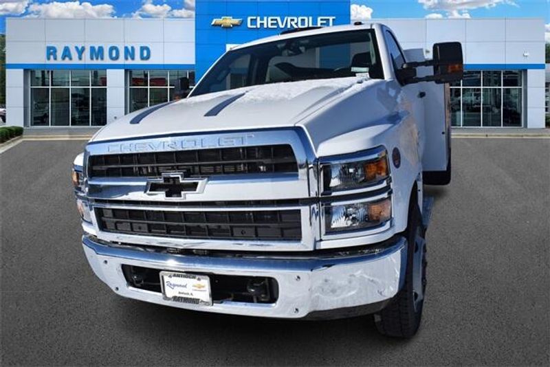 2024 Chevrolet Silverado 4500HD Work TruckImage 6