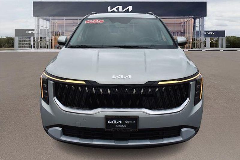 New 2026 Kia Carnival Hybrid EXImage 9