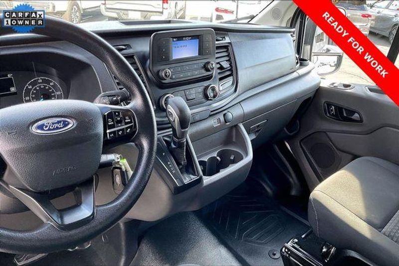 Used 2024 Ford Transit-250 Cargo Van BaseImage 4