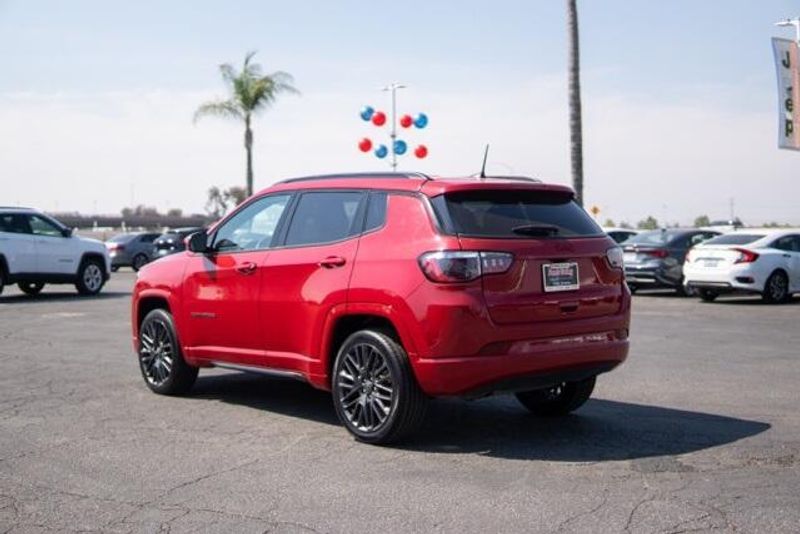 Used 2023 Jeep Compass LimitedImage 5