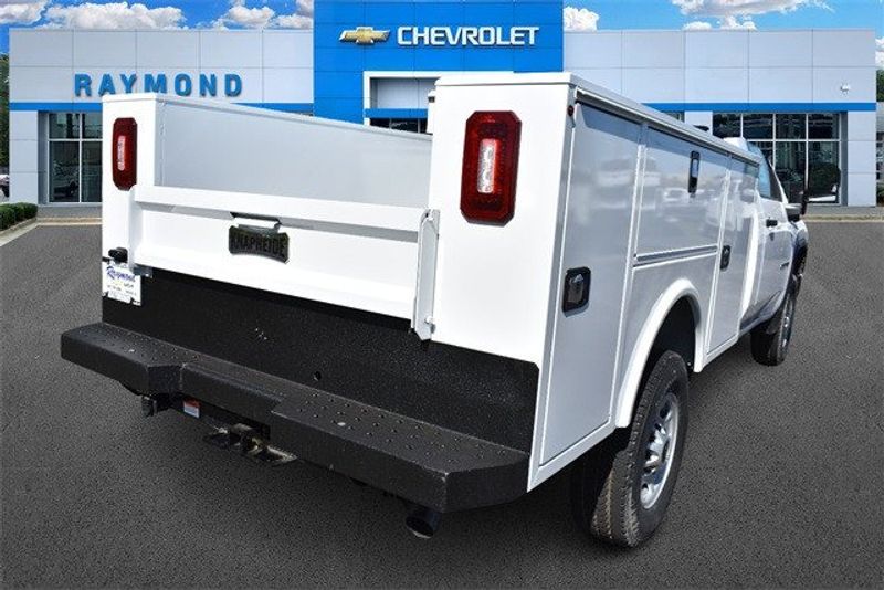 2024 Chevrolet Silverado 2500HD Work TruckImage 3